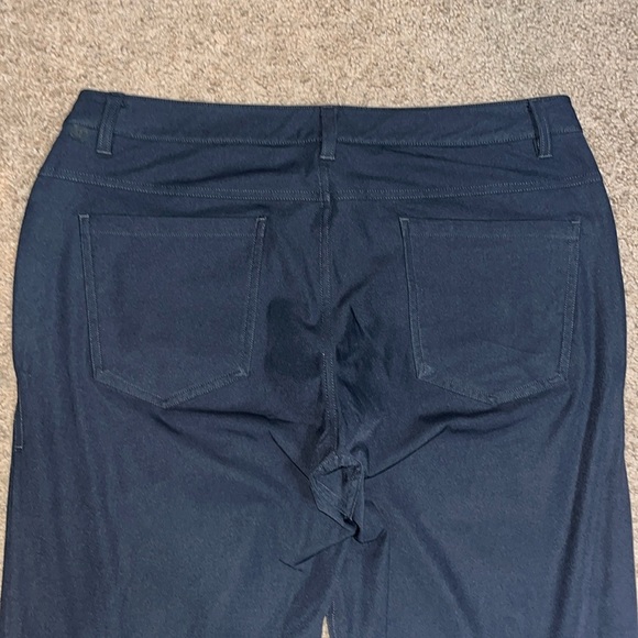 Lululemon ABC Pant Classic Obsidian 33 - Picture 7 of 9